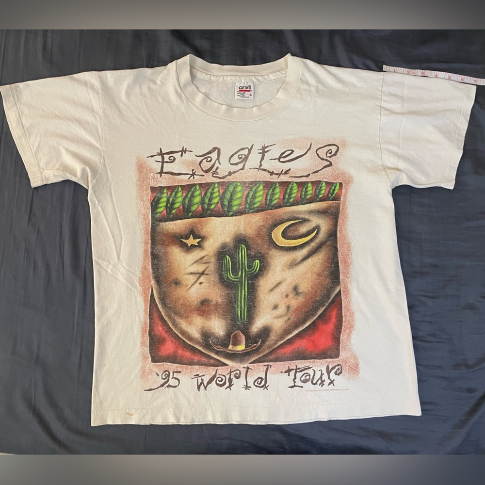Vintage 90s 1995 Eagles World Tour T Shirt Band Concert Beige Cactus